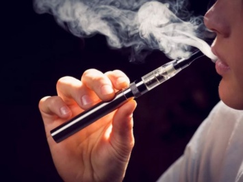 В США зафиксирована первая смерть из-за курения электронной сигареты