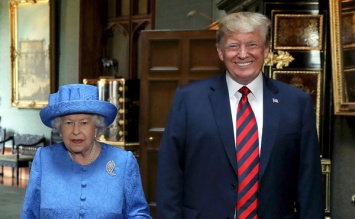 Елизавета II обвинила Трампа в том, что он испортил ей лужайку перед дворцом