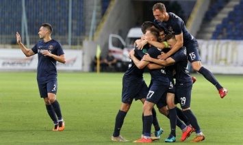 В заключительной игре пятого тура футбольной Премьер-лиги «Днепр-1» дома проиграл «Львову»