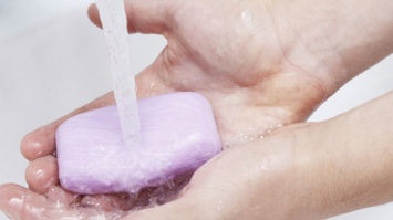 Жидкое или твердое мыло: каким лучше пользоваться