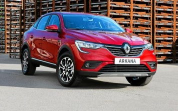 Громкая новинка или проверенный кроссовер? Блогеры сравнили Renault Arkana и Nissan Qashqai