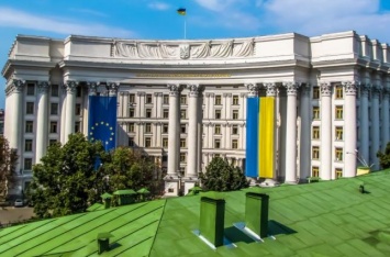 Для победы над Россией Украине нужна сильная, а не любительская дипломатия - Washington Post