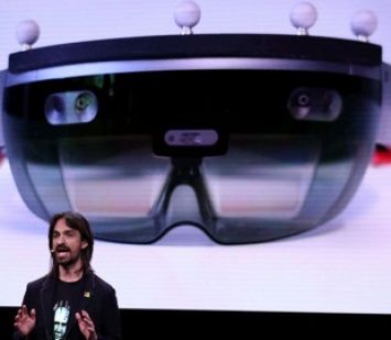 Очки смешанной реальности Microsoft HoloLens 2 выйдут в сентябре