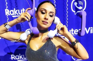 Звезда Танцы со звездами 2018 DJ Nana Анастасия Кумейко потрясла поклонников пикантным фото своего тела в необычном ракурсе