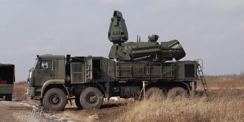США уничтожили израильской ракетой мишень в виде российского "Панциря-С1"