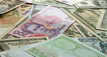 Курс валют на 2 сентября: гривна вернулась к росту