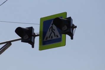 Новые знаки, островки безопасности и светофоры: в Днепре делают дороги более безопасными, - ФОТО
