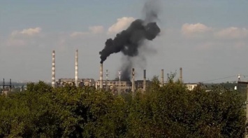 Столб черного дыма: в тепловой электростанции под Днепром произошел выброс, - ВИДЕО