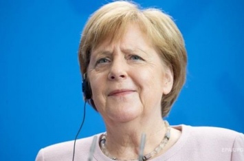 Гончарук отправится в Берлин «на поклон» к Меркель