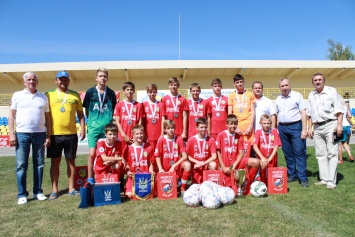 Футболисты 11-й школы стали призерами Всеукраинского турнира «Кожаный мяч»