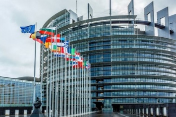 Депутаты Европейского парламента призвали Зеленского не обменивать Цемаха