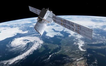 Скрытая угроза: ученые объяснили, почему опасны интернет-спутники Илона Маска на орбите