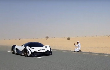 Самый мощный автомобиль в мире засняли на дорогах