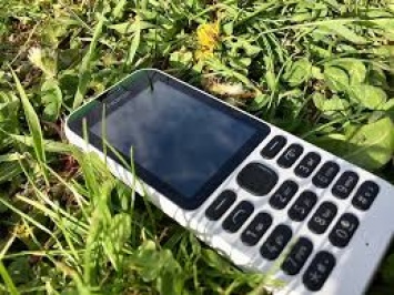 Телефон Philips Xenium E288s получил ОС Android