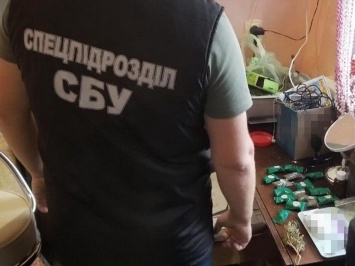 Два жителя Хмельницкой области создали нарколабораторию, правоохранители изъяли наркотиков почти на 2 млн грн - СБУ