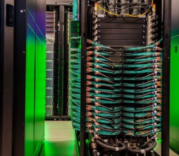 Intel представила самый быстрый в мире академический суперкомпьютер