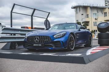 В Украине показались самые мощные Mercedes-AMG GT R