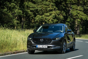 В Великобритании были запущены продажи Mazda CX-30