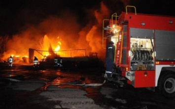 Мощный взрыв: В Приморске серьезный пожар на электроподстанции