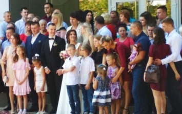 В курортном Бердянске начинается свадебный бум