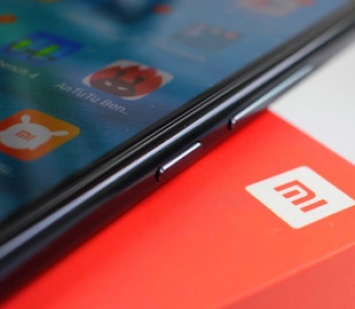 Смартфоны Xiaomi начали обновляться до Android 10