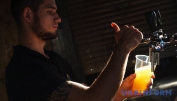 На фесте в Мукачево крафтовые пивовары представят 40 сортов хмельного напитка