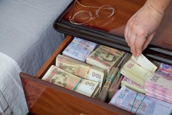 На Харьковщине начальницу почты подозревают в краже денег из кассы