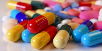 Нардепы пообещали вернуть в законопроект о публичных закупках норму о закупке лекарств для Минздрава через международные организации