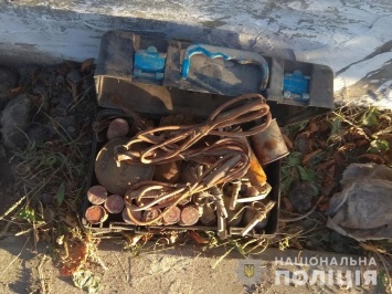 В Константиновке Донецкой области обнаружили схрон с боеприпасами и тротилом - полиция