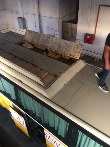 Водитель рейсового автобуса спрятал в нем 860 кг контрабандного сыра