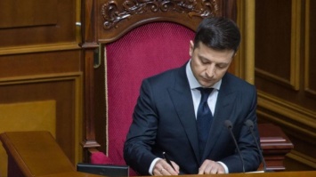 У Зеленского подставили Украину под удар, фатальный законопроект уже в Раде: "путь Януковича"
