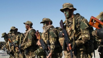 Российские офицеры контролируют боевые учения на Донбассе - разведка
