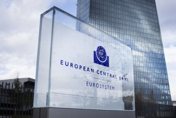Курс евро рухнул на фоне новостей от ЕЦБ