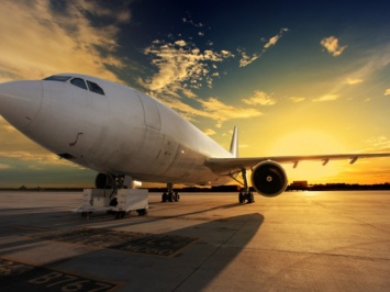 Собирай чемоданы: из Запорожья можно будет недорого летать в Эмираты