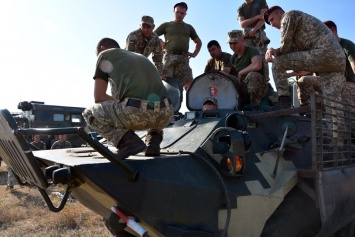 Николаевские десантники заняли второе место в конкурсе на лучшее подразделение танко-технического обеспечения среди частей ДШВ (ФОТО)