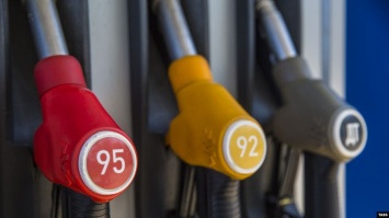 ГБР подозревает полицию охраны в необоснованном повышении стоимости бензина для подрядчика на закупках суммой 12 миллионов