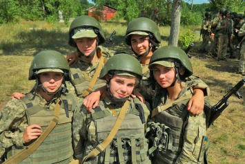 Опасная профессия. Пять уникальных девушек живут в Харькове (фото)