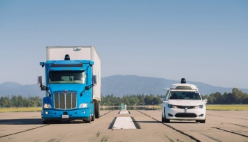 Waymo применит свои разработки автопилотирования в грузовиках