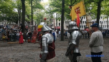 В Гааге состоялся исторический фестиваль с рыцарским турниром