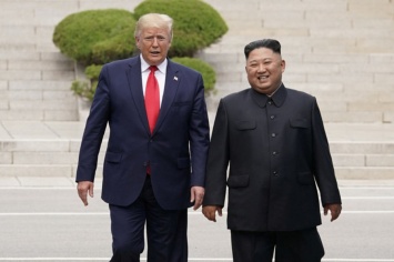 Ким Чен Ын пригласил Трампа в КНДР - СМИ