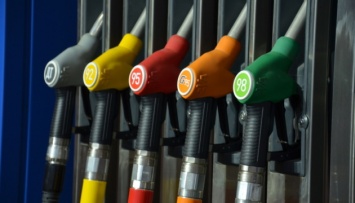 Цены на бензин А-95 на Киевщине за выходные не изменились