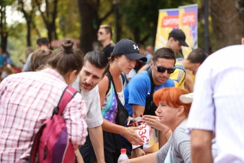 Одесский полумарафон собрал бегунов из 20 стран мира. Фото