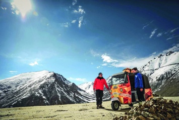 Экстремальный туризм: на моторикше по Гималаям