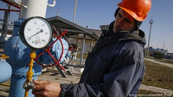 Украинские эксперты: "Газпром" пытается давить на Киев перед переговорами по газу