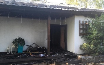 Фото последствий пожара в доме Гонтаревой