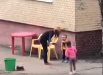 В Одессе воспитательница поиздевалась над ребенком, и уже через час ее уволили из детсада (видео)
