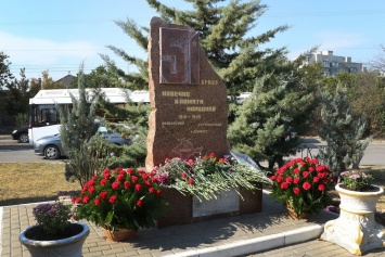 В Симферополе почтили память ветеранов 51-й Армии
