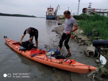 Два голландца на каяке приплыли в Одесскую область на кофе