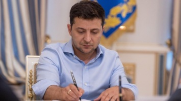 Зеленский уполномочил представителя в ТКГ по Донбассу, который сменил Безсмертного