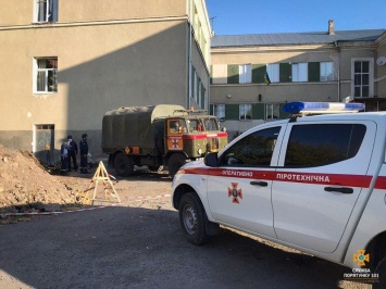 На территории школы в Тернополе нашли почти 150 боеприпасов со Второй мировой